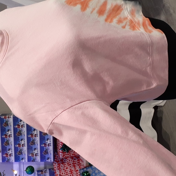 NWT Lea & Viola Tie Dye Sweatshirt - Picture 3 of 9